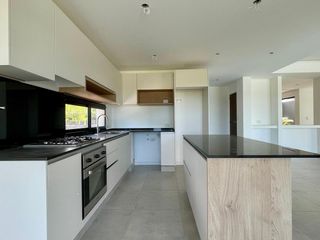 Foto 14 de Casa en Venta en Canton al Golf - Canton Golf - vista al lago