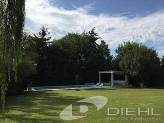 Foto 9 de Lomas de la Carolina Casa en venta!!