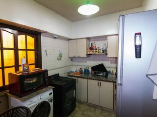 Foto 34 de Departamento en venta - 3 dormitorios 1 baño - 69mts2 cubiertos - Lomas Del Mirador