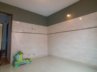Foto 39 de Departamento en venta - 3 dormitorios 1 baño - 69mts2 cubiertos - Lomas Del Mirador