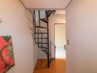 Foto 24 de Departamento en venta - 3 dormitorios 1 baño - 69mts2 cubiertos - Lomas Del Mirador