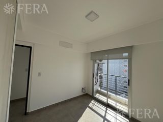 Foto 11 de Venta Departamento 3 ambientes con doble balcón en Wilde