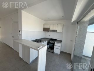 Foto 4 de Venta Departamento 3 ambientes con doble balcón en Wilde
