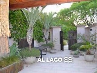 Foto 4 de Casa con 4 dormitorios en venta   en  Santa Barbara
