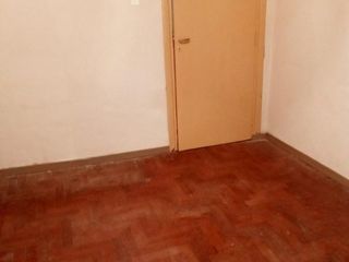 Foto 14 de PH en venta - 5 dormitorios 2 baños - 130mts2 - Villa Lugano