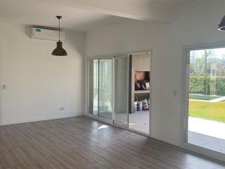 Foto 3 de casa en venta- barrio barbarita.