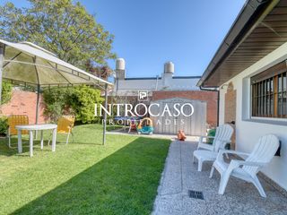 Foto 18 de Casa en Alquiler Temporario con Pileta Mar del Plata