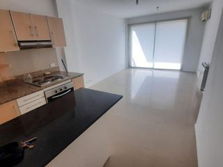 Foto 4 de Departamento Fte. Balcón