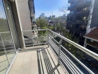 Foto 1 de Departamento Fte. Balcón