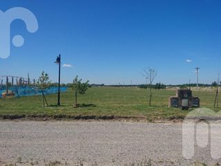 Foto 3 de VENTA TERRENO - Haras del Sur III
