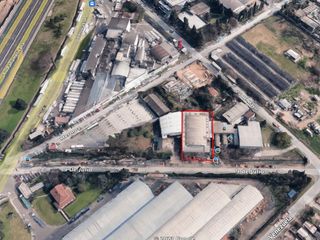 Foto 2 de Establecimiento Industrial de 1300 m2 cubiertos, en El Talar