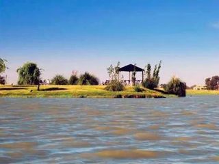 Foto 1 de Terreno en venta - 1775,5mts2 - Club de Campo El Mirador, Coronel Brandsen