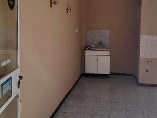 Foto 5 de Local en alquiler - 1 Ambiente 1 Baño - 20Mts2 - Velez Sarsfield