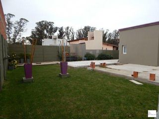 Foto 10 de Casa en venta - 2 dormitorios 1 baño 1 toilette - 460 mts2 - Tandil