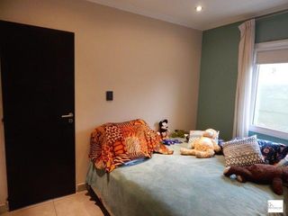 Foto 8 de Casa en venta - 2 dormitorios 1 baño 1 toilette - 460 mts2 - Tandil