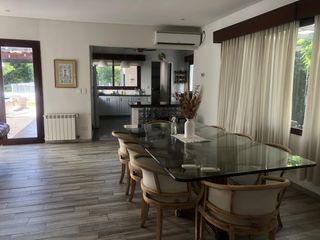 Foto 20 de Santa Maria de Tigre Casa en venta frente a las amarras