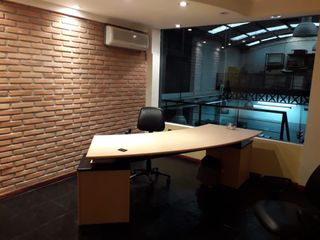 Foto 7 de Oficinas 400m2   gran galpón - Florida