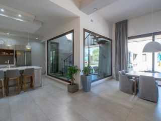 Foto 1 de Casa - Las Cañitas Barrio Privado