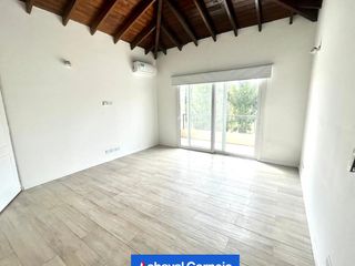 Foto 15 de Barrio Los Castaños casa en venta de 3 dormitorios y dependencias. | Nordelta