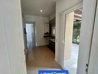 Foto 11 de Barrio Los Castaños casa en venta de 3 dormitorios y dependencias. | Nordelta