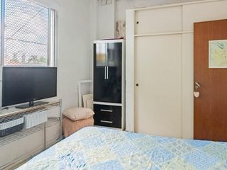 Foto 4 de PH en  venta 3 ambientes al frente con Jardin y pileta.