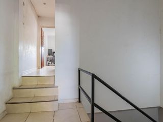Foto 16 de PH en  venta 3 ambientes al frente con Jardin y pileta.