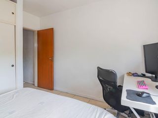 Foto 8 de PH en  venta 3 ambientes al frente con Jardin y pileta.