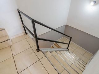 Foto 17 de PH en  venta 3 ambientes al frente con Jardin y pileta.