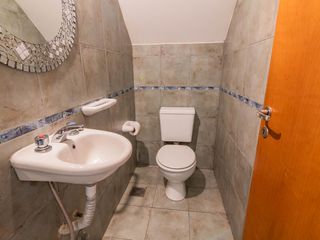 Foto 15 de PH en  venta 3 ambientes al frente con Jardin y pileta.