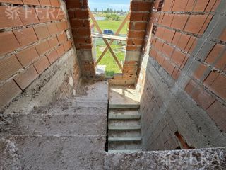 Foto 17 de Venta de casa en construcción de 6 ambientes con piscina  en Area 60