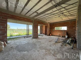 Foto 8 de Venta de casa en construcción de 6 ambientes con piscina  en Area 60