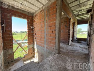 Foto 18 de Venta de casa en construcción de 6 ambientes con piscina  en Area 60