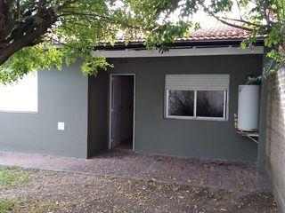 Foto 3 de PH en venta - 2 Dormitorios 1 Baño - 121Mts2 - Alejandro Korn