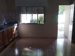 Foto 5 de PH en venta - 2 Dormitorios 1 Baño - 121Mts2 - Alejandro Korn