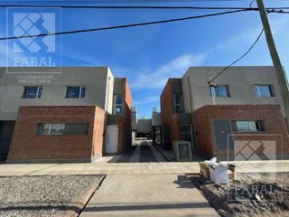 Foto 2 de Casa venta Confluencia Rural, 3 dormitorios (suite), 3 baños, 2 cocheras y jardín