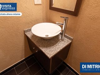 Foto 11 de Departamento de 3 ambientes con dependencia reformado como oficina! Visitalo Express HOY mismo!