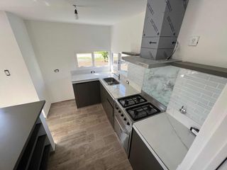 Foto 10 de Casa en venta - 2 dormitorios 1 baño - 1000 mts2 - Punta Indio