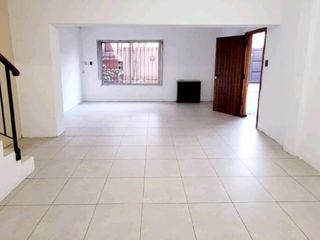 Foto 2 de Casa en  Quilmes Oeste