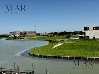 Foto 18 de Casa en Venta en Los Puentes, Nordelta con salida a la laguna