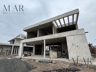 Foto 20 de Casa en Venta en Los Puentes, Nordelta con salida a la laguna