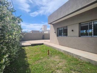 Foto 1 de CASA ALQUILER TEMPORARIO CON PILETA