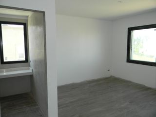 Foto 7 de Casa a estrebar en  Vila Marina II lote interno
