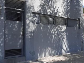 Foto 2 de PH en venta - 2 dormitorios 2 baños - Cochera - 80mts2 - San Carlos, La Plata