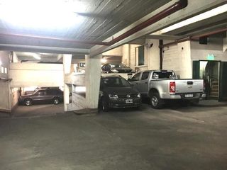Foto 1 de Cochera  en venta - Recoleta zona Plaza Libertad