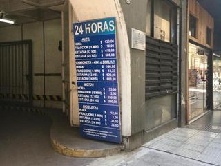 Foto 2 de Cochera  en venta - Recoleta zona Plaza Libertad