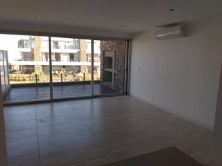 Foto 7 de Duplex de tres ambientes en venta. Nordelta, Castaños, Complejo Las Piedras
