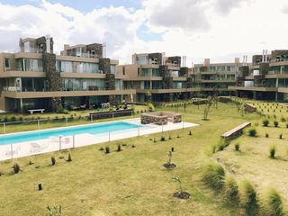 Foto 2 de Duplex de tres ambientes en venta. Nordelta, Castaños, Complejo Las Piedras
