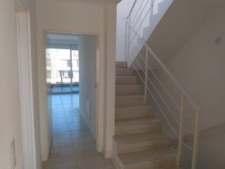 Foto 17 de Duplex de tres ambientes en venta. Nordelta, Castaños, Complejo Las Piedras