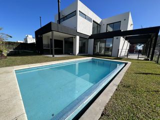 Foto 38 de Casa en Brisas de Adrogué