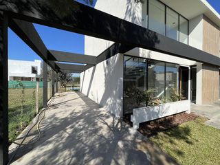 Foto 4 de Casa en Brisas de Adrogué